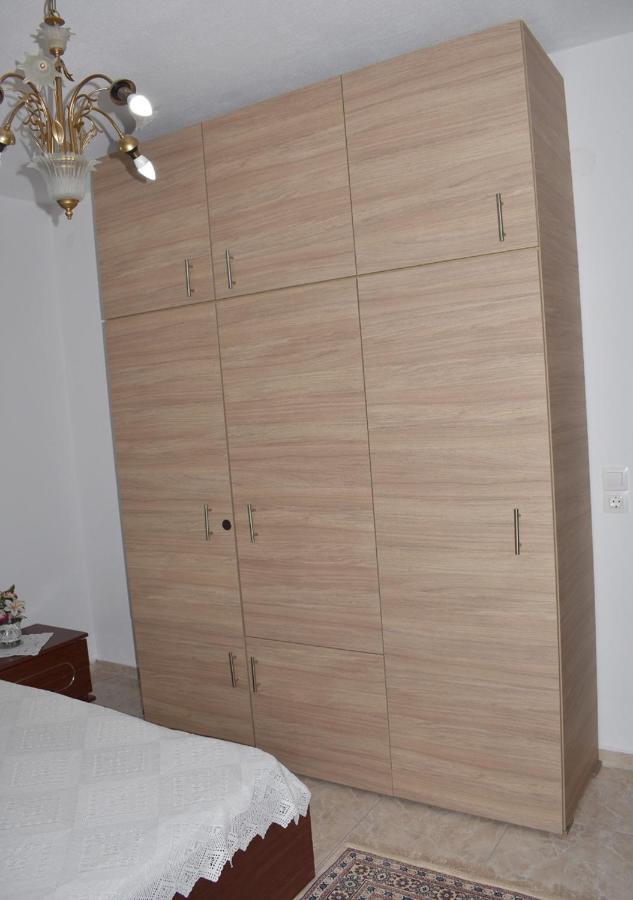 Stavroula's * Kella